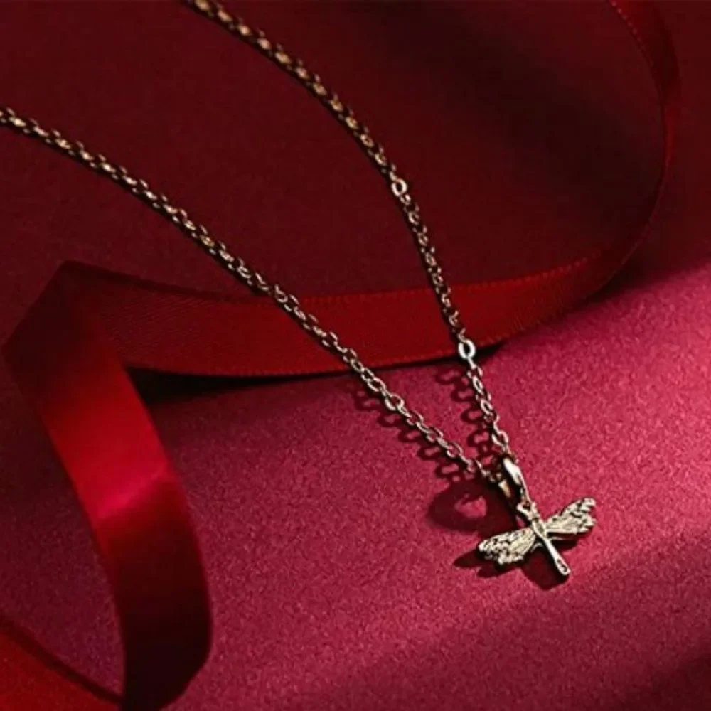 GOLD PLATED FREE SPIRIT DRAGONFLY PENDANT NECKLACE WITH INSPIRATIONAL CARD